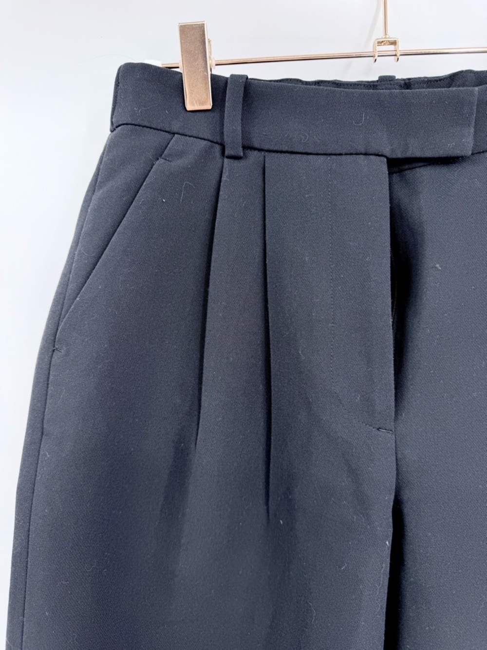 Abercrombie & Fitch Black Pleated Tapered Dress Trousers - Picture 3 of 7